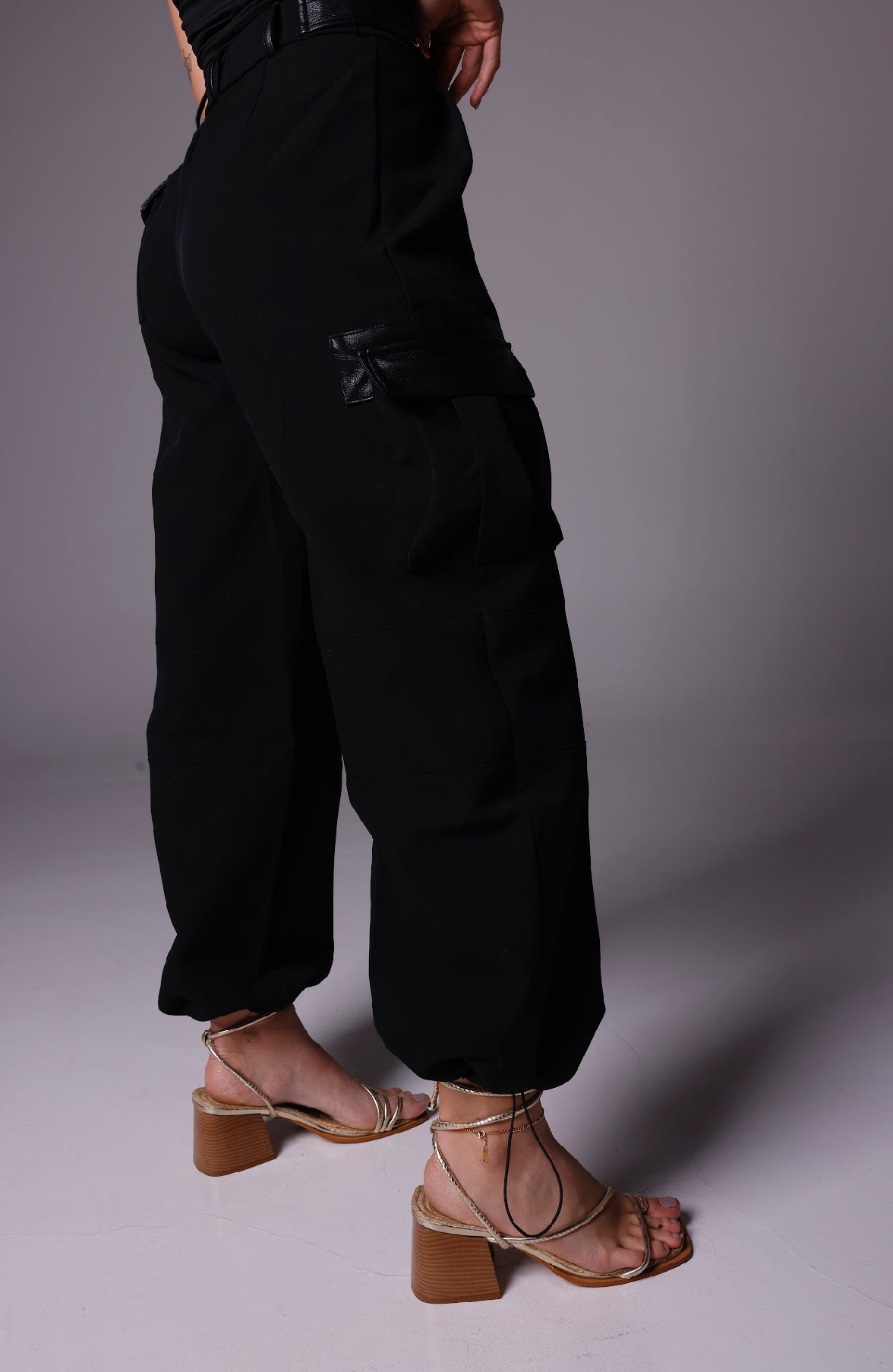 Calça Indonésia